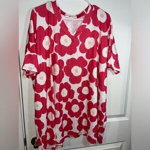 Bombom Abstract Flower All Over Print Stretchy Knit Short Sleeve Blouse Size XL